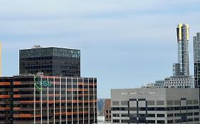 Quiet Cbd 3B2B Apartment + Free Parking